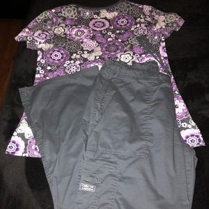 Scrub set ! Med couture top and Cherokee bottoms